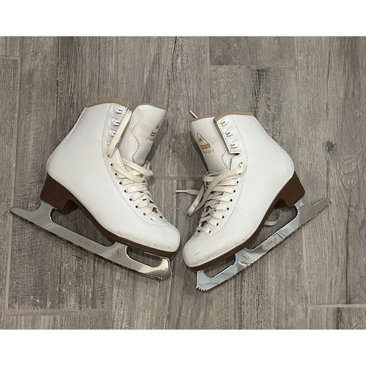 Mystique w/Mark II Blade JS1491 Misses (girls) -Size 3.5 C - Used Skates!