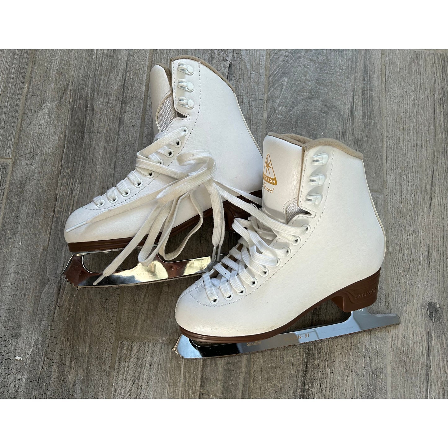 Excel w/Mark II Blade JS1291 Misses (Girl's) -Size 2.5 C - Excellent Used Skates!